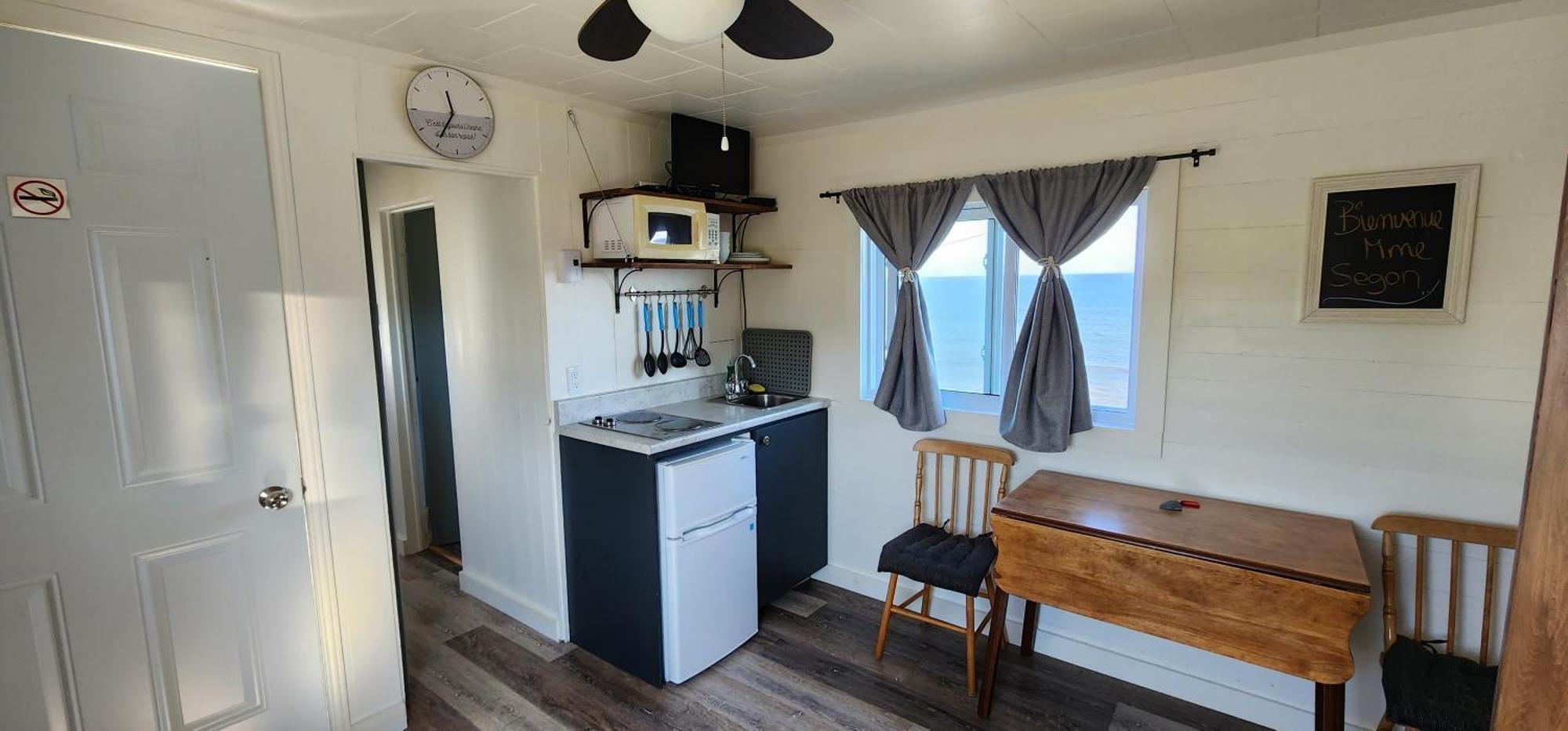 Les Cabines Sur Mer Cap-des-Rosiers Номер фото